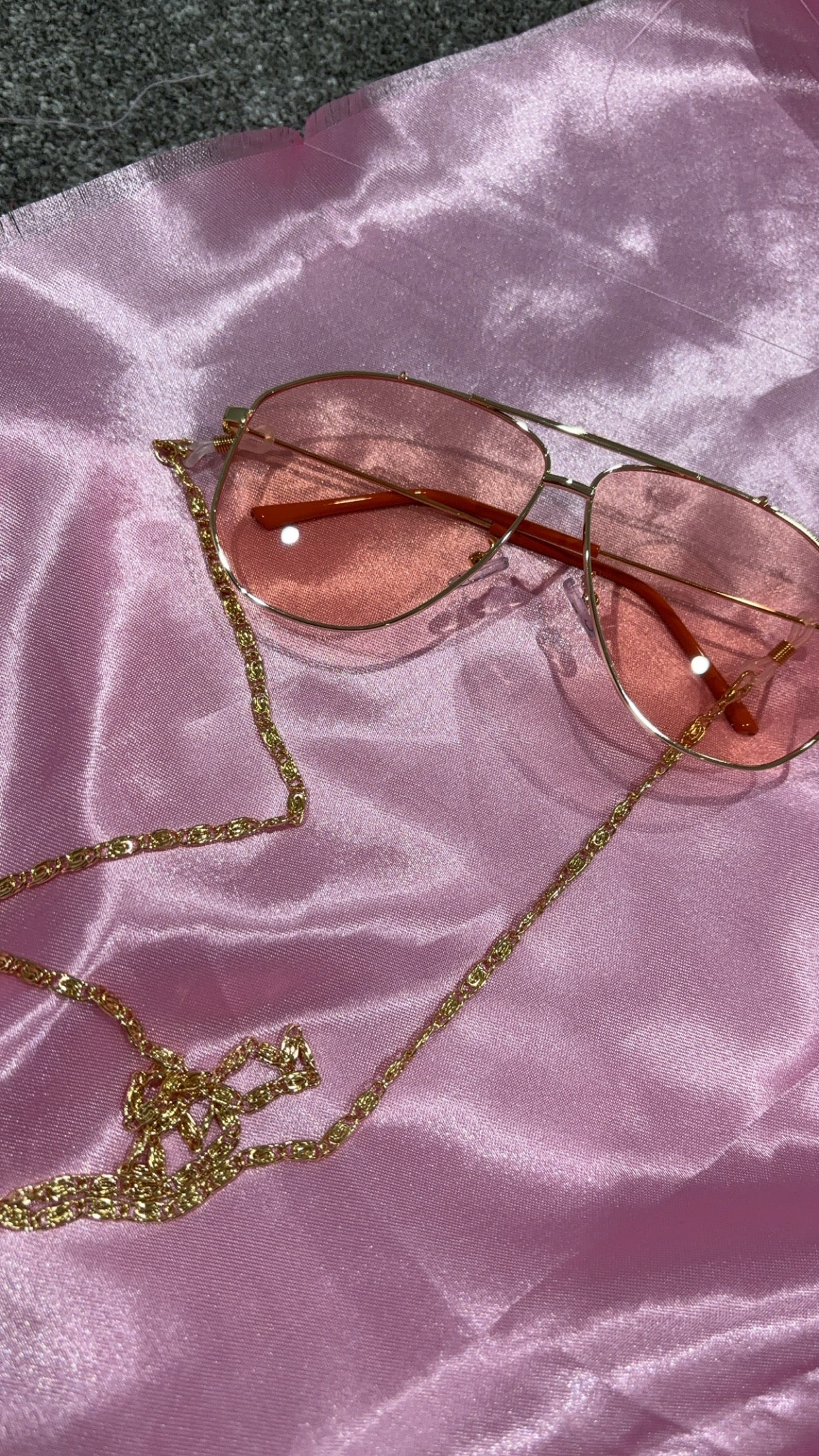 LUXURY SUNGLASSES CHAIN