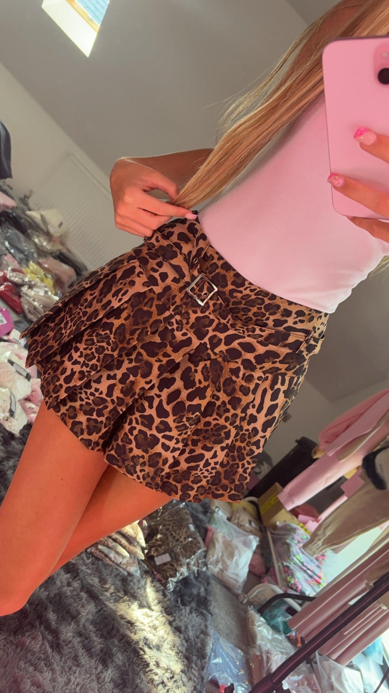 LEOPARD PRINT PLEATED TENNIS SKORT WITH BELT