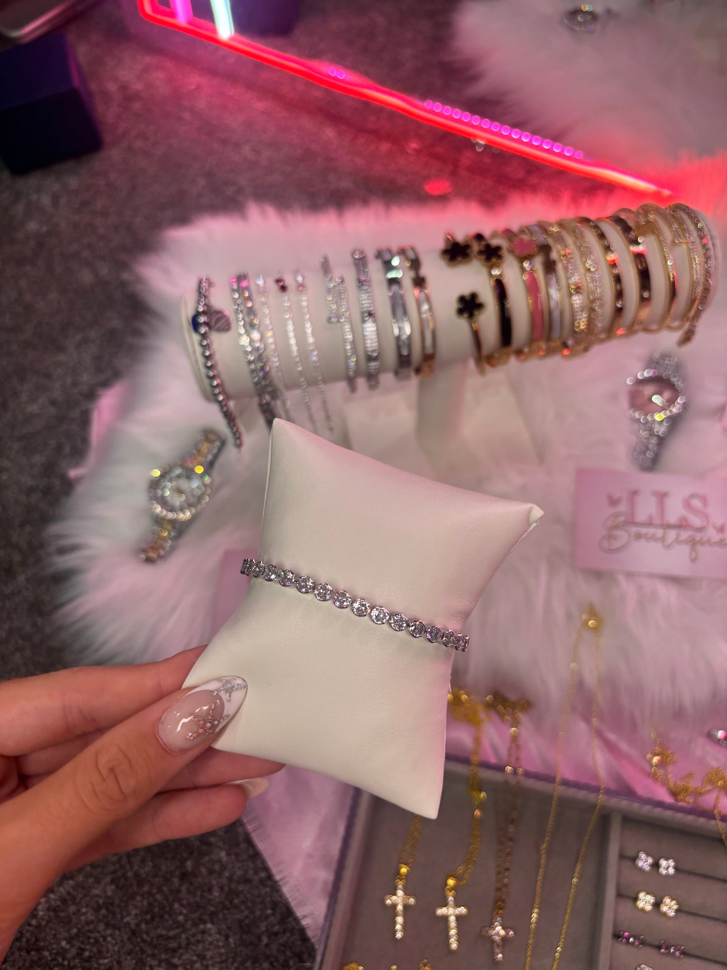 LUXURY SILVER BRACLET