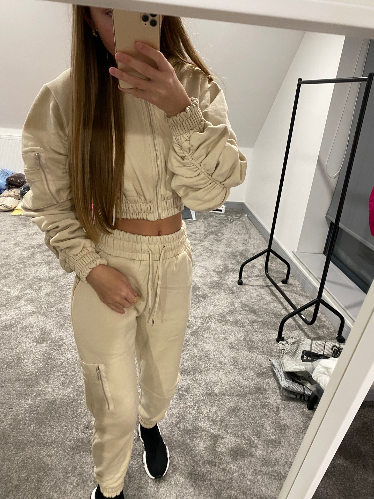 RUCHED SLEEVE CROPPED HOODIE & JOGGER TRACKSUIT